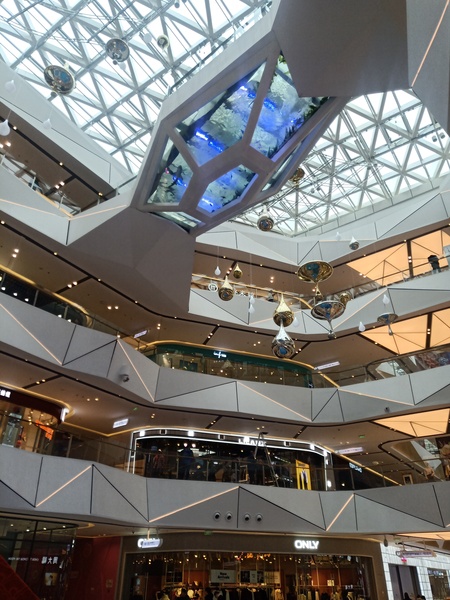 懸掛式亞克力魚缸